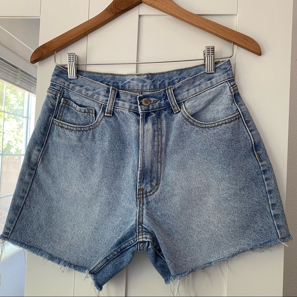 Brandy Melville Molly shorts